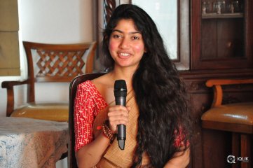 Sai Pallavi at Fidaa Movie Opening